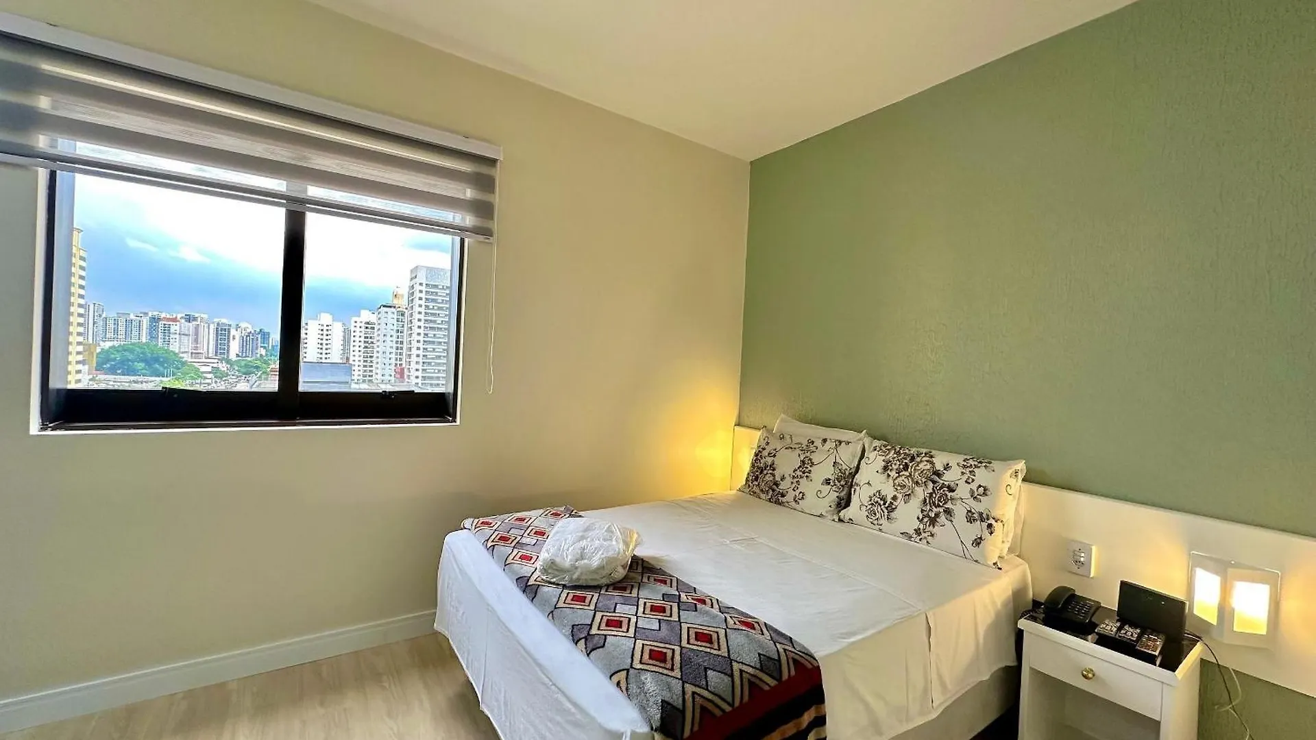 Estudio Qi Ibirapuera Cozinha Compacta E Limpeza Diaria Uh2011 Sao Paulo Apartment